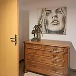 Hotel Au Coeur D'alle By Belvilla 3*